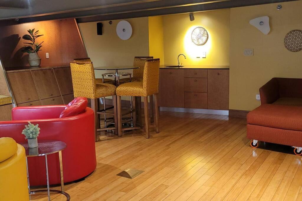 1600 Kcm Penthouse Apartment Cleveland Luaran gambar